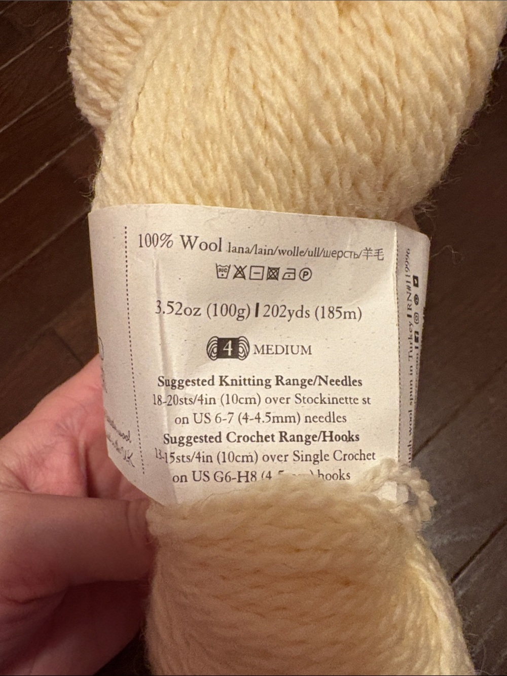 100% Wool Blue Faced Leicester Medium Weight Yarn - Picture 3 of 5